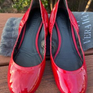 Vera Wang Ballet Flats